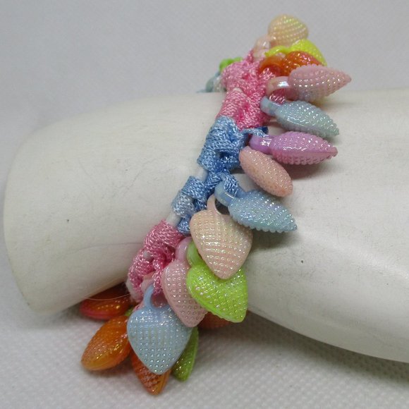 GIRLS And WOMENS BRACELET 40 Heart Charm Stretch Bracelet Textured Puffed Heart - Picture 3 of 11